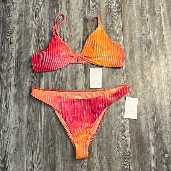 NEW Dippin' Daisy's Two Piece Swimsuit Size XL - Picture 1 of 5